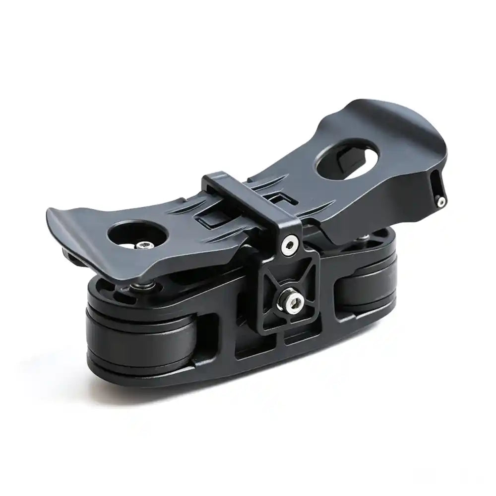 Special lock adapter eliminate power loss caused by loose propeller