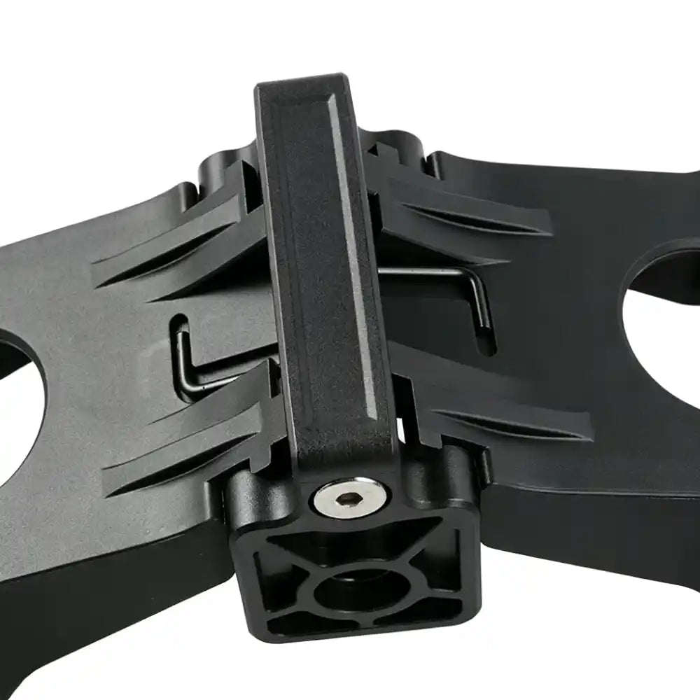 Wear-resistant prop lock clamp for long-hour farm spraying operation